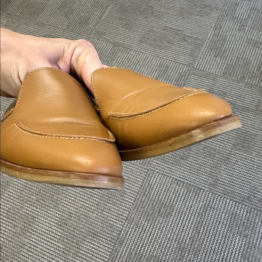 Everlane The Modern Loafer in Honey, size 7.5 - Picture 9 of 10